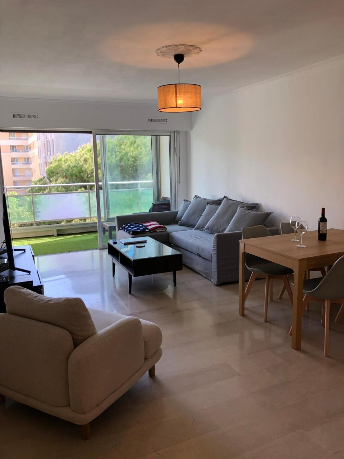 2-room With Terraces And Garage Included Cannes